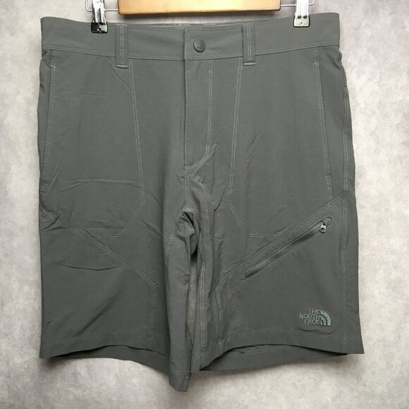 The North Face Mens Nylon‎ Cargo Shorts size 32 Gray Zipper Pockets Stretch - Picture 2 of 12